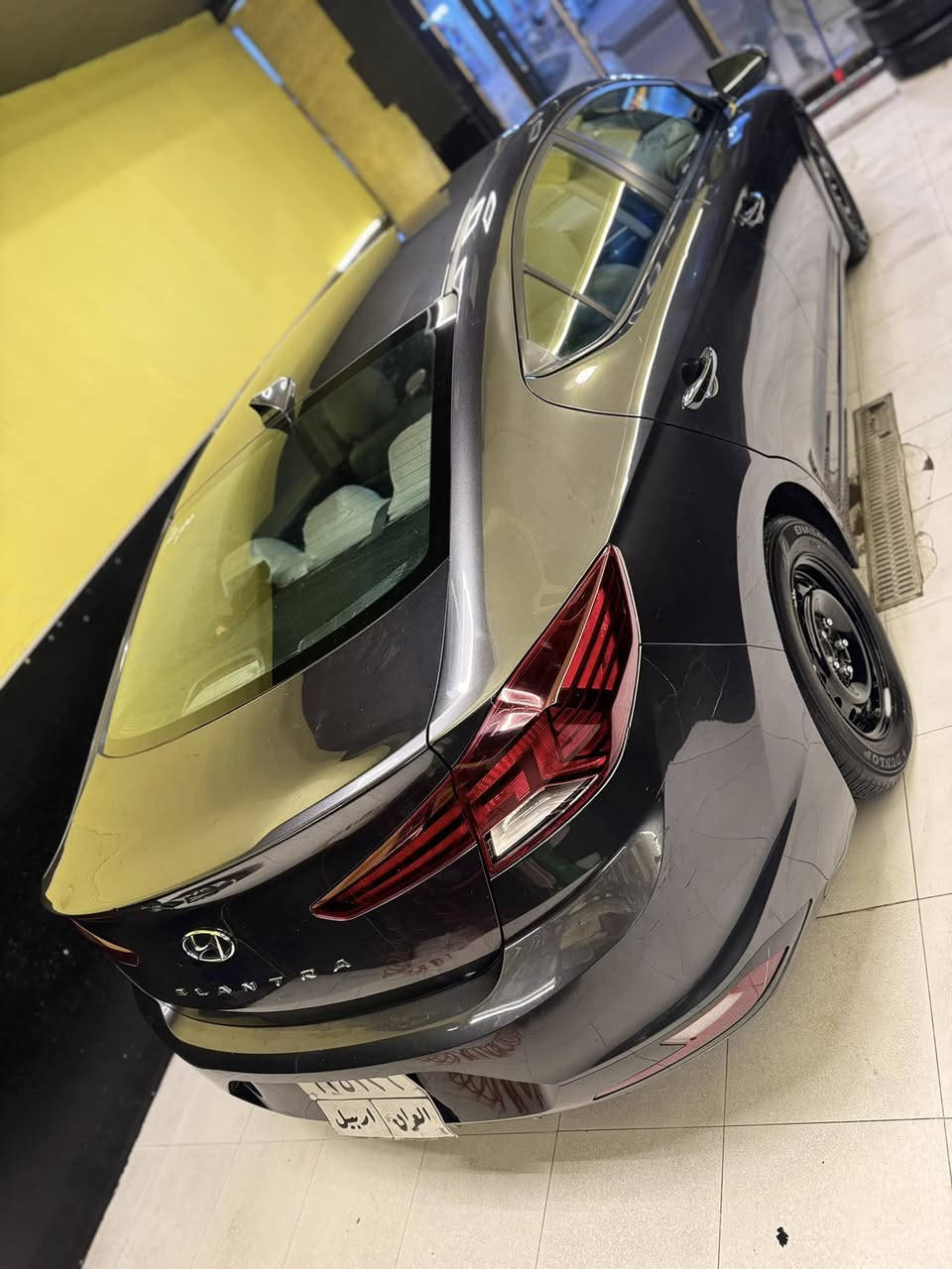 الهم صل على محمد وآل محمد 

السلام عليكم ورحمة الله وبركاته  سياره انترا وارد امريكي   وكاله نص فول جديده سياره  تبريد حداديه   من السياره كلهه ليبل واحد مكفوله كلين وكاله  ماشيه 73 
مكينه دوش 
السياره نص فول
فول تحكمات ستيرن 
شاشه تعرض كار بلي
رادارات امامي 
تحديد مسار 
وكروز سرعه 
قياده ذاتيه 
صندوق ذكي 
كامره خلفيه   ***********
حادثها فقط جاملغ الامامي 
السعر ١٣٨
