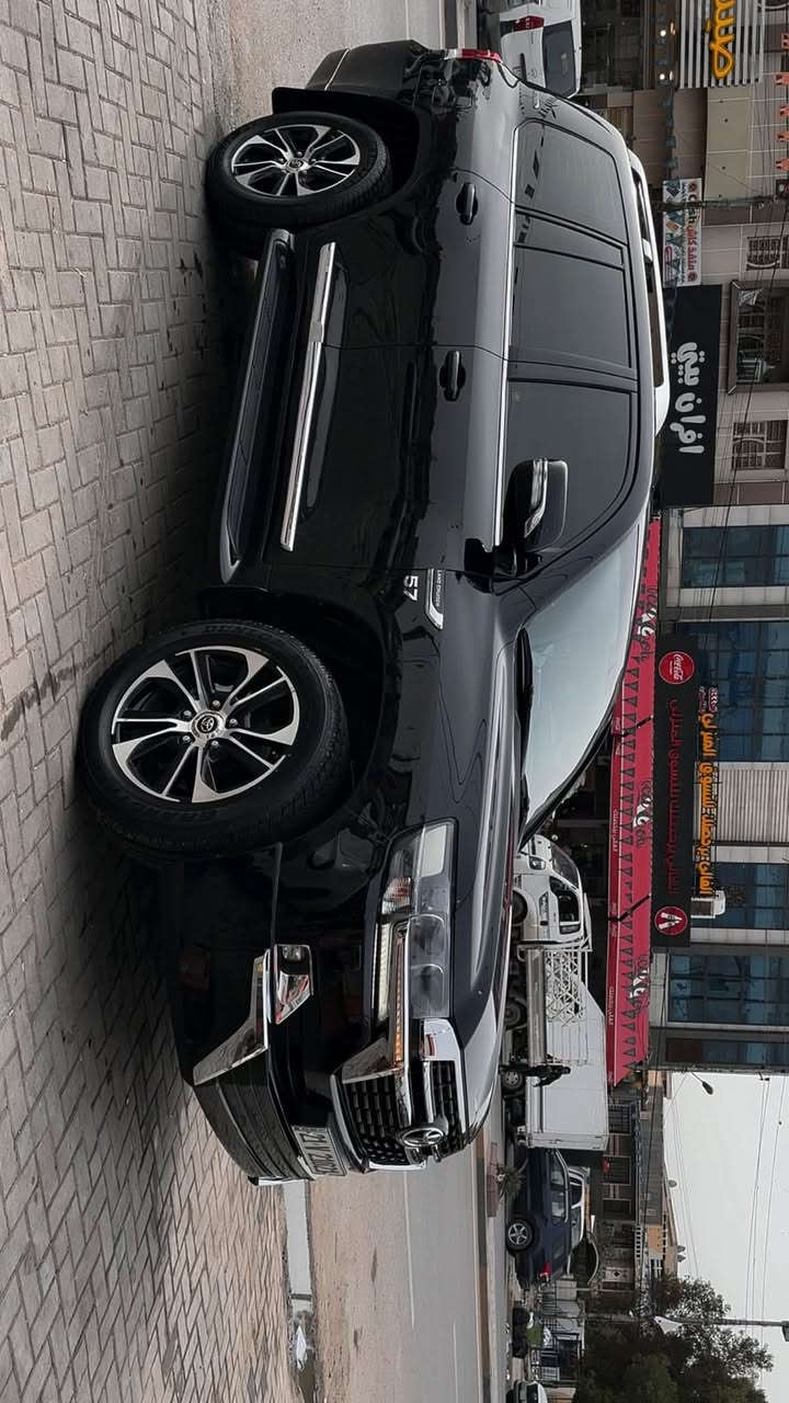 لاندكروزر VX.R2021
السيارة مكفوله كفاله عامه من الصبغ فقط بارد مقدار اقل شبر باب الجنطة 
السياره رقم سليمانيه مميز 
ممشى السيارة 145 الف كيلو 
محرك وكير كفالة من الفتح 
السياره جديدة بمعنى الكلمة 
مواصافات ال VXR معروفه فل حتى جكات 
تصعد وتنزل السيارة 
الاستفسار الاتصال ع الرقم 
***********

