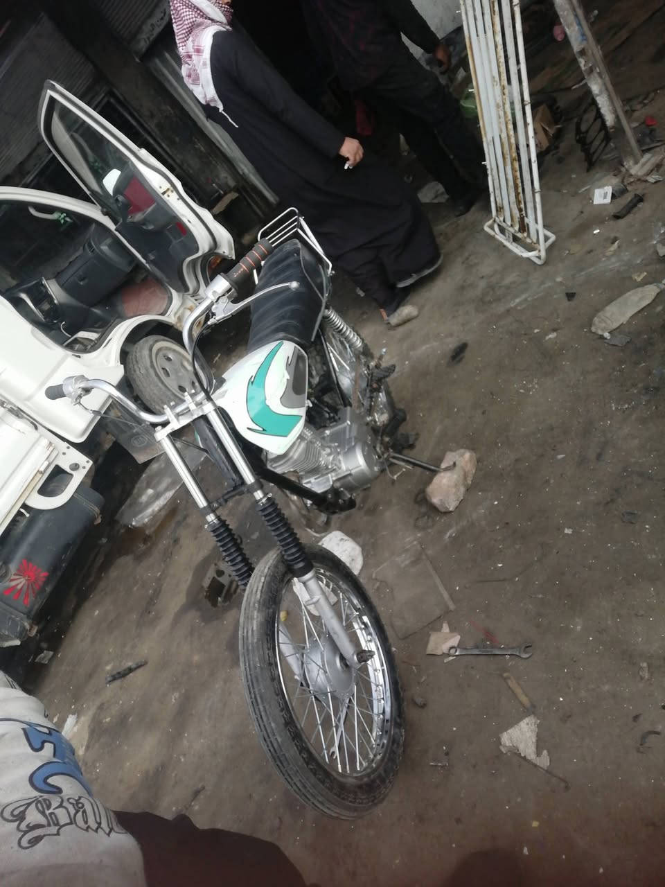 سلام عليكم دراجه 4كير البيع دراجه اليوم كملت من تعمير ما ماشيه كلها جديده الدراجه مكاني نجف بشارع المطار دراجه كللك *********** بي واتساب
