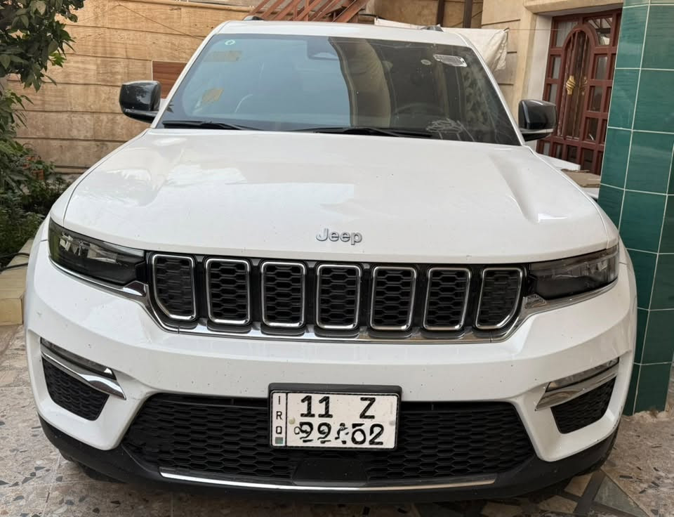 ‎جيب كراند شيروكي
4XE 2024 وارد امريكي
‏2.0L Turbo

‏‎حجم المكينه : 2000  تيربو + هايبرد + بلك ان 
‎المسافة المقطوعة : 40 الف ميل
🔴كير و محرك كفالة 
🔴 بدون  ايرباك 
🔴 بدون حادث طخطتين خفيفات 
بالبنيد و بالباب خلف السائق و معدلات و مصبوغات على كدهن و السونار موجود 

1. رقم بغداد تحويل مباشر 
2. بصمة تشغيل و ابواب 
3. بانوراما طكتين 
4. شاشة كبيرة 
5. تشغيل عن بعد و نظام ترحيب عند الاقتراب 
6. كشنات جلد 
7. كشنات كهرباء و تدفئة بالكشنات و الستيرن
8. كرسي السايق وضعيات و ميموري 
9. الصندوق كهرباء 
10. رادار 
11. خمس وضعيات قيادة 
12. كير ماوس 
13. لايتات لد و بك لايد لد 
14. و بعد مواصفات الجيب اللمتدد

السعر : 305 $  ( ٣ شدات و ٥ ورقات  ) 
‎تفاصيل اكثر هذا رقمي ***********
