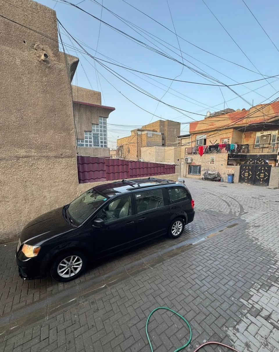 دوج كرفان 2019
SXT 

محرك 3.6

ضربتها الجهه اليمنه الباب الاماميه و السلايت 

تشغيل عن بعد

شاشه لمس

كشنات جلد 

ماشيه 123 km

رقمها بغداد بـ اسمي تحويل ثاني يوم

السياره مال بيت جديده مكفوله

مكان السياره الكاظميه 

ما موجود بالفيس اتصل واتساب او خط  
للاستفسار خاص ***********
