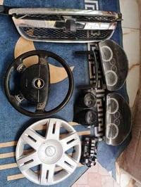 افيو ٢٠١١ • قطع غيار