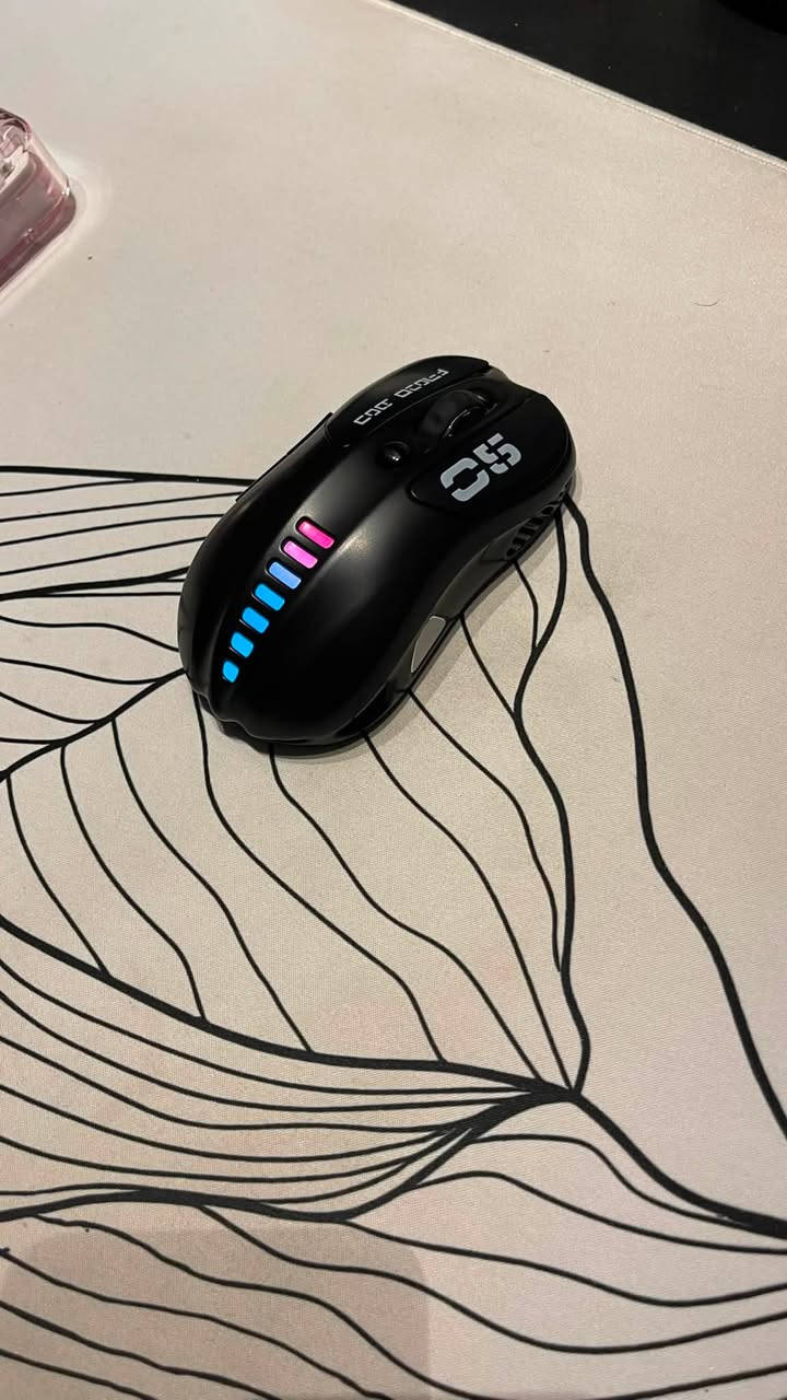 ماوس كيمنك  V98 Wireless Tri-Mode
تحكم بالDPI لغاية3200
تصميمة احترافي ولطيف 
كامل الملحقات 
ملاحظة فتحتة لغرض الفحص 
*********** 
السعر 35 الف
