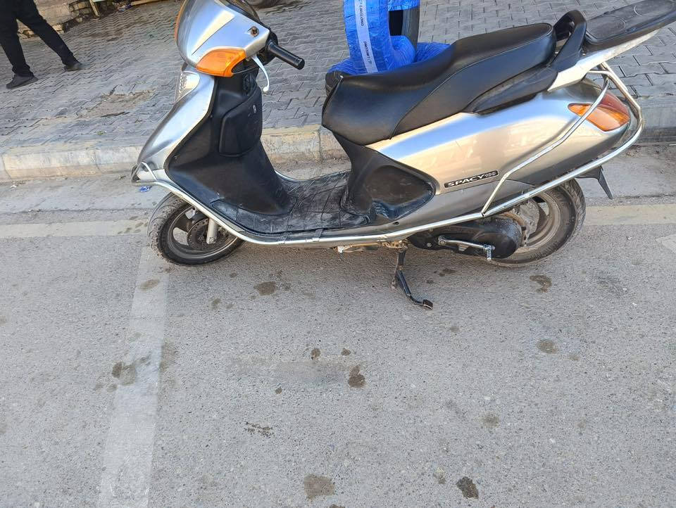 سلام عليكم دراجه سبيسي ياباني رمبه مكفولة كفاله عامه    صارشهر من نازله الاستفسار اتصل *********** مامتواجد خاص مكاني كوت الجعفريه ملاحضه الدرع ولقاعده موياهه
