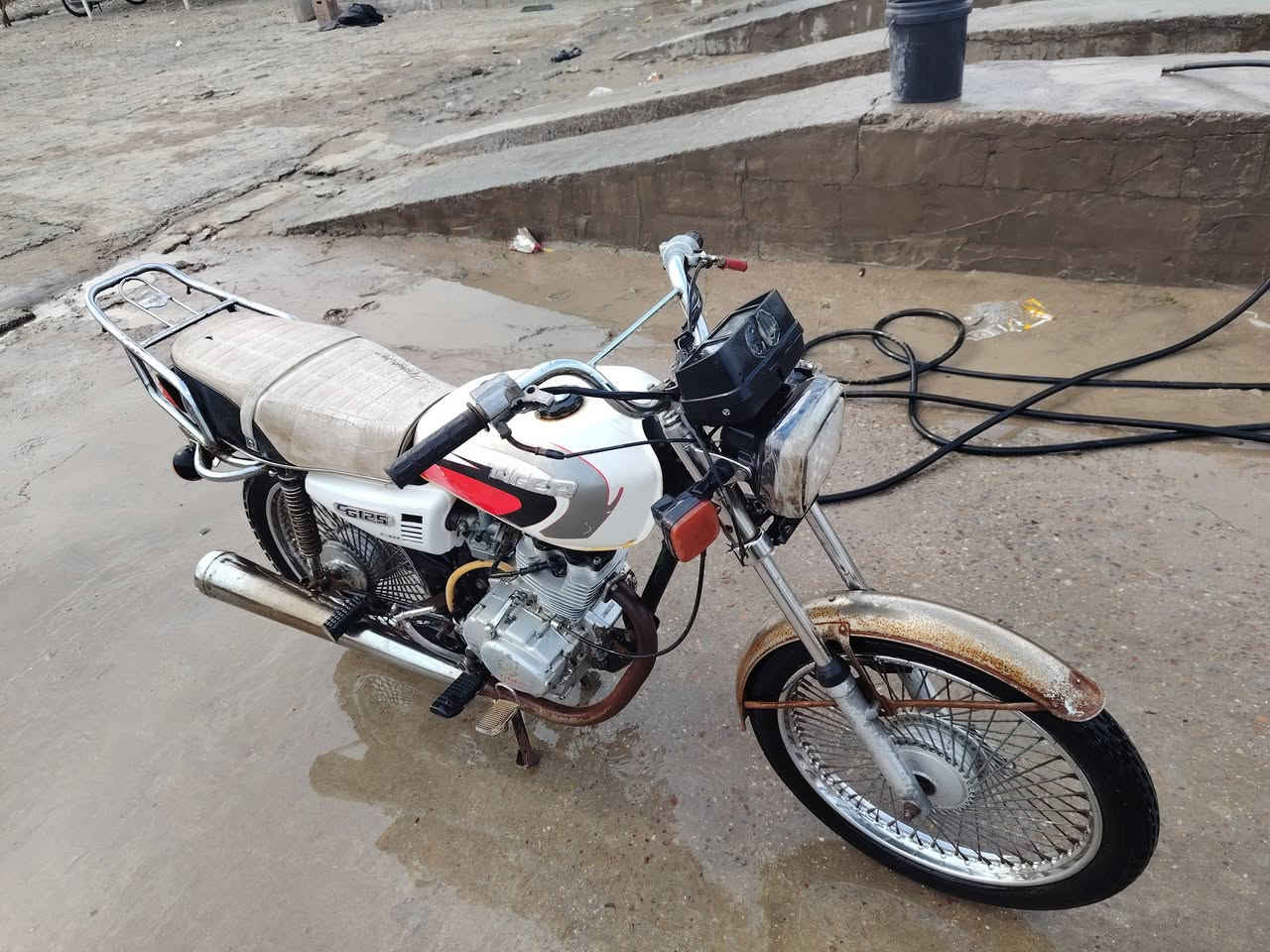 السلام عليكم دراجة للبيع موديل ٢٠ ارواق اصولي السعر ب٤٠٠ وبي مجال مكاني مسيب ***********
