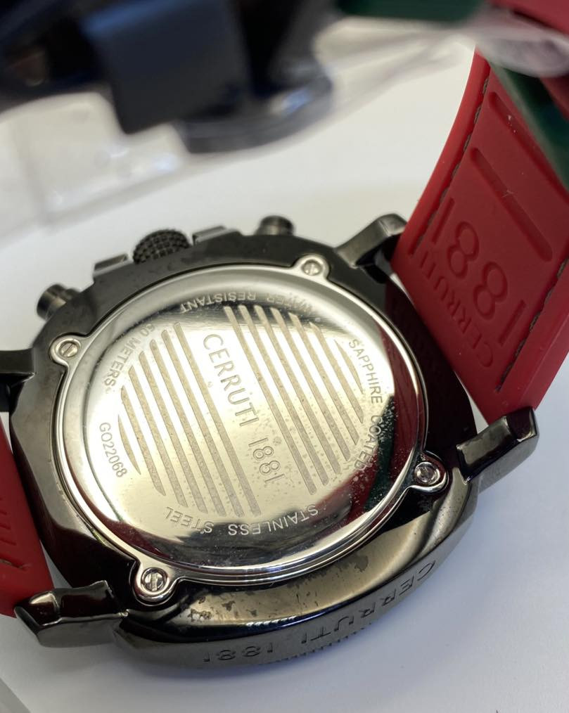 Cerruti 1881
كرونوغراف 
جديد كُليًا 
كامل المرفقات 
قطر ٤٧


**إذا كنت صاحب هذا الإعلان وتريد حذفه لأي سبب، رجاءا أرسل رسالة إلى الدعم الفني**