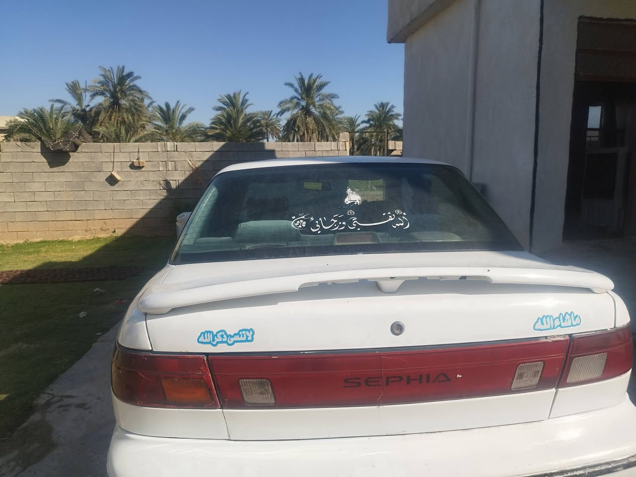 سلام عليكم سيفا البيع موديل ١٩٩٤ رقم بغداد مشروع وطني كهربائيات شغاله تبريد على سويج ونظافة كما موضح بالصوره سعر على الرقم ***********
