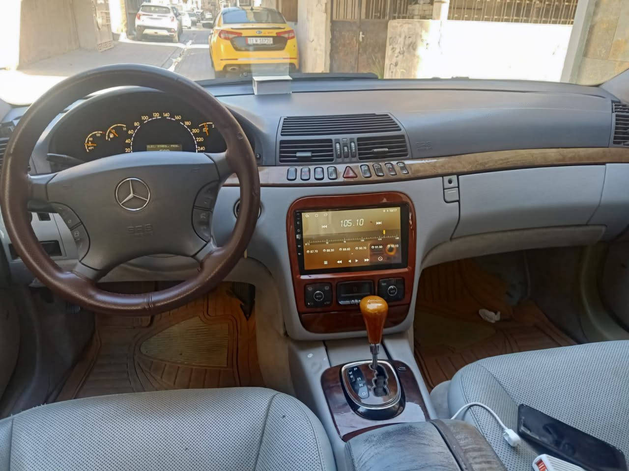 للبيع اي استفسار ***********
