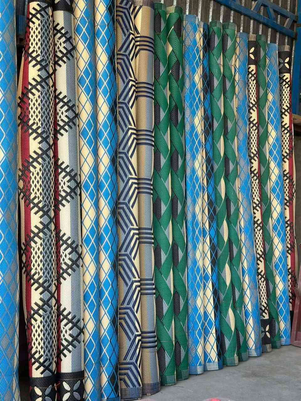 متوفر الان حصير بلاستيك ماركه سوبر الهرم التركي بقياسات والوان ونقشات متنوعة 
متوفر قياس 3×4
3×5
3×6
3×7
3×8
4×5
4×6
المسيب السوق الكبير محلات رضا الجاروش 
شارع زين العابدين للحجز. واتساب ***********
يتوفر توصيل
