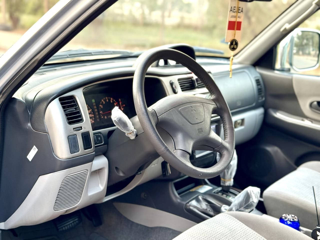 السلام عليكم نتيفيا موديل 2008 سياره جديده لوك مكفوله من جميع النواحي ماشيه 237 الف سبيرها وعدتها وكتلوكتها وسويجتها مال الشركه عدد 3 
فور ويل محرك 6 سلندر 3000
( رقم بغداد دولي الجديد مميز 4 ارقام ) 
             السعر 114 
المكان بغداد الستفسار 
      ***********
