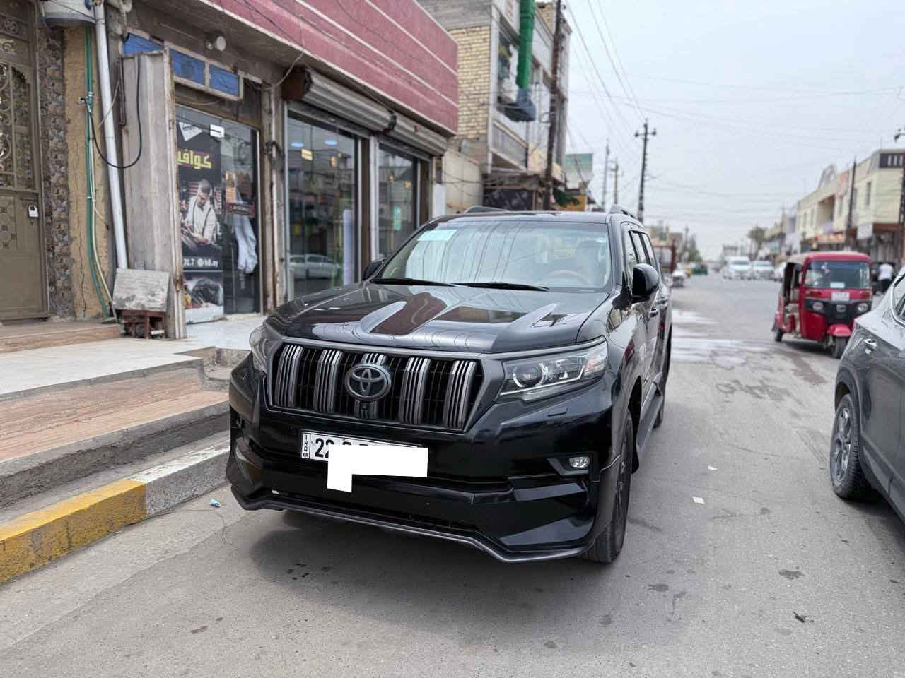 سلام عليكم برادو 2019 VX فول موصفات باب مراوس بشيه اقل او بيكم هايلوكس وبعد حسب القناعه لأول  مري قلاب مكينه ٦سلندر سياره VX معرف مواصفاتها رقم اربيل بسمنا تحويل  بسمي ماشيه 88الف العنوان بغداد  السعر٤٠٠ الف  سياره مال بيت جديده الرقم(***********) ابو محمد سونر موجود بلا صور
