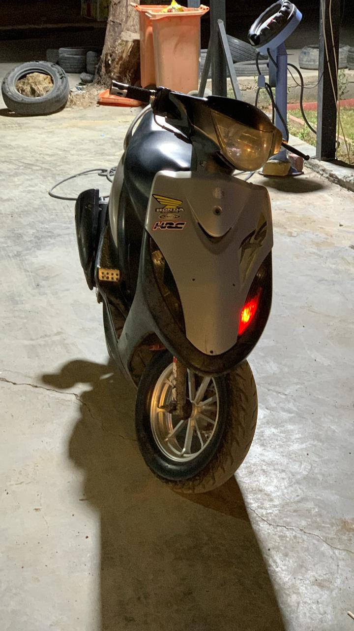 سلام عليكم ماكس عدله دراجه بلاديه بيها نقوصات بسيطه ب٥٥٠ عنواني بغدادالبياع تقاطع درويش ***********
