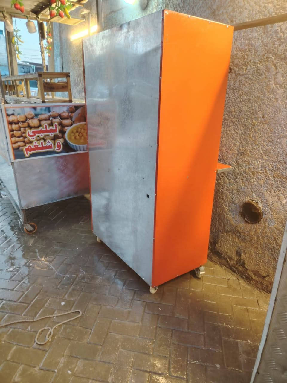 كشك شاي للبيع شغل درجة أولى سعره 225مكانه مدينة الصدر قطاع 2 رقمي للتواصل ***********يوجد وتساب
