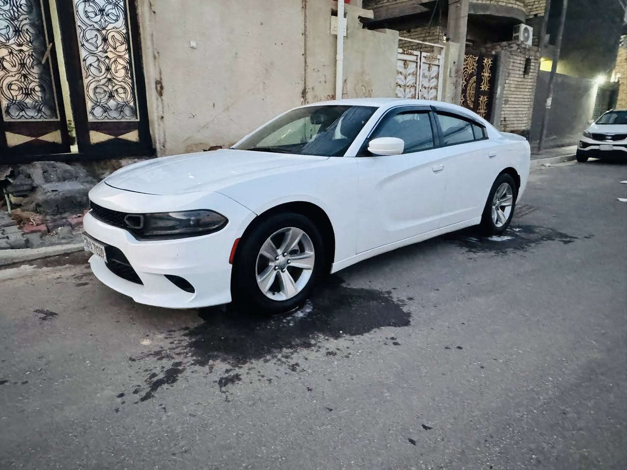 سلام عليكم لبيع جارجر مديل 2015 معلايه 16 مكينه 3600 سياره بوليسي سياره مكفولا ماعده جاملغ وبنيد سياره جديده حيل تبريد ثلج حداديه تخم تاير كله جديد منضومه غاز بانزين سعر 145 ستفسار كثر *********** مكان سياره كربلاء
