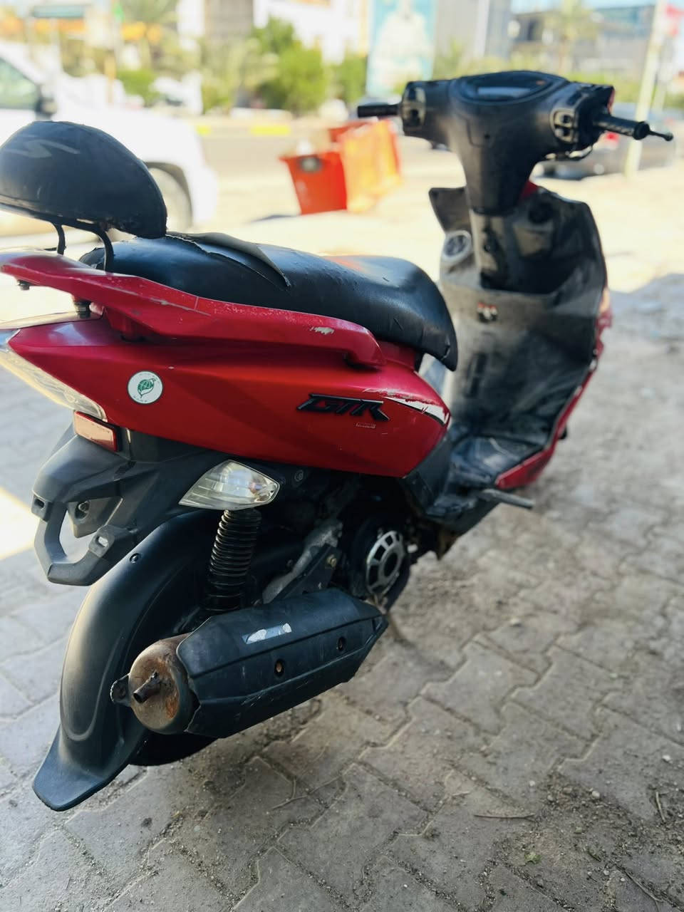 سلام عليكم
مكلف بـالنشر 📌
دراجة GTR  جي تي ار 

اللون أحمر ❤️
موديل 2009 ياباني✨

شلعة ومعدل 💯 كهربائيات شغال 
عينه أشارة لايت عالي ناصي💡

للاستفسار ‬: ***********
العنوان " الحكيمية مقابل النافورات📍
