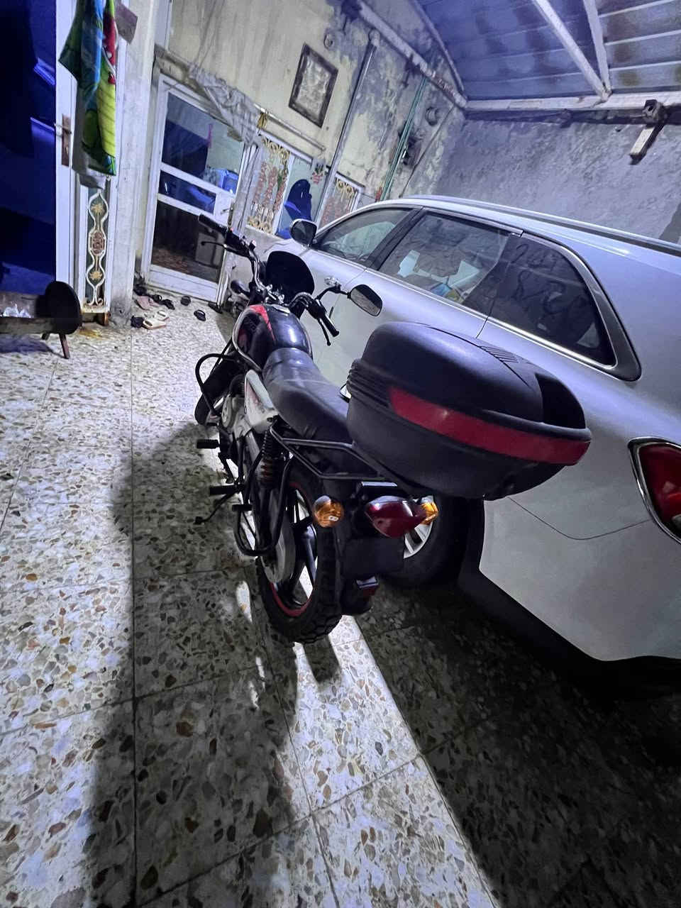 سلام عليكم بوكسر للبيع موديل 2018 اربعه كير الدراجه نضيفه نقصه بس باتري الدراجه جيب وشد تجي تفحصها وبيه شويه صفار بالغطه مال مكينه هذا ماماثر عالدراجه اوراق اصولي اصولي السعر 1250.000 وبيه مجال الدراجه اي نقص مابيه غير الباتري  علق واني اطبلك خاص


**إذا كنت صاحب هذا الإعلان وتريد حذفه لأي سبب، رجاءا أرسل رسالة إلى الدعم الفني**