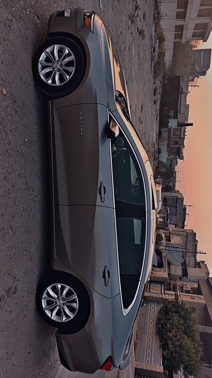 للبيع ماليبو موديل ٢٢ lt2  فول رقم مميز
فول مواصفات وميحتاج اسولف شنو مواصفاتها  السيارة حادثها مال امريكا موجود بالصور السيارة بدون ايرباك وبجم كبس 
وهنا صارت بيها طخة بسيطة بقبق الجنطة للبيع او مراوس بماليبو بريمر 😁 والسعر ١٣٤ للاتصال ***********
