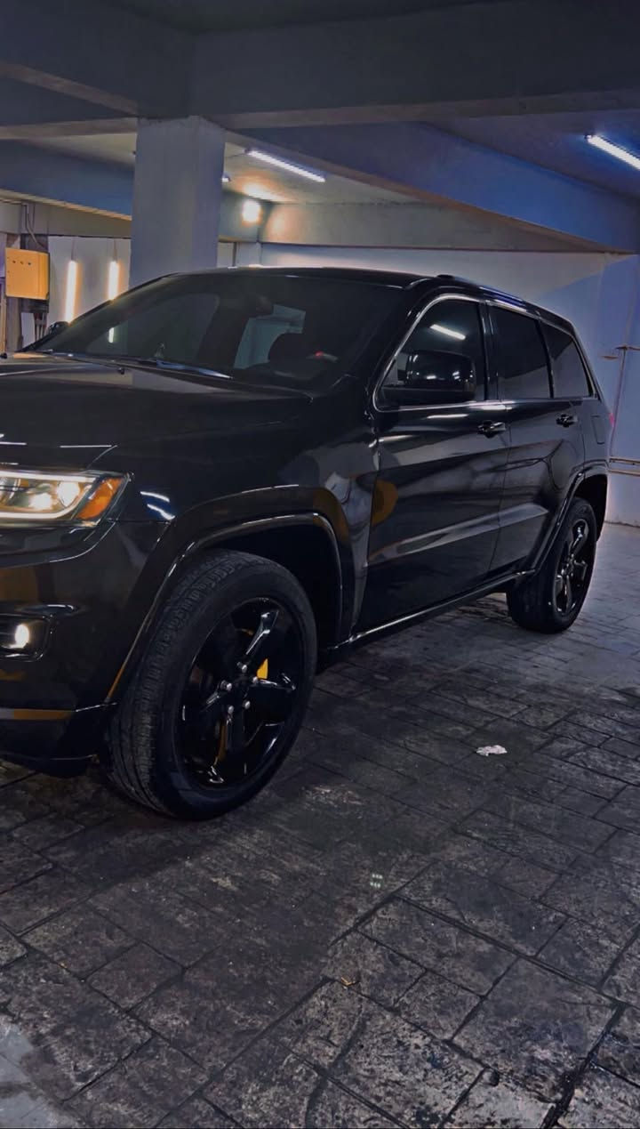 2014 المرغوب سيارة حلوة وخير من الله 
فول عدا الجگات 
(كفالة گير ومكينة)
بغداد بأسمي 
4قطع صبغ كفالة لغد وشواصي 
 $160ورقة
حالياً السيارة مغلفة اسود طافي (مات)
تخم تاير جديد 
حدادية كاملة 
بغداد حي العامل 
***********
