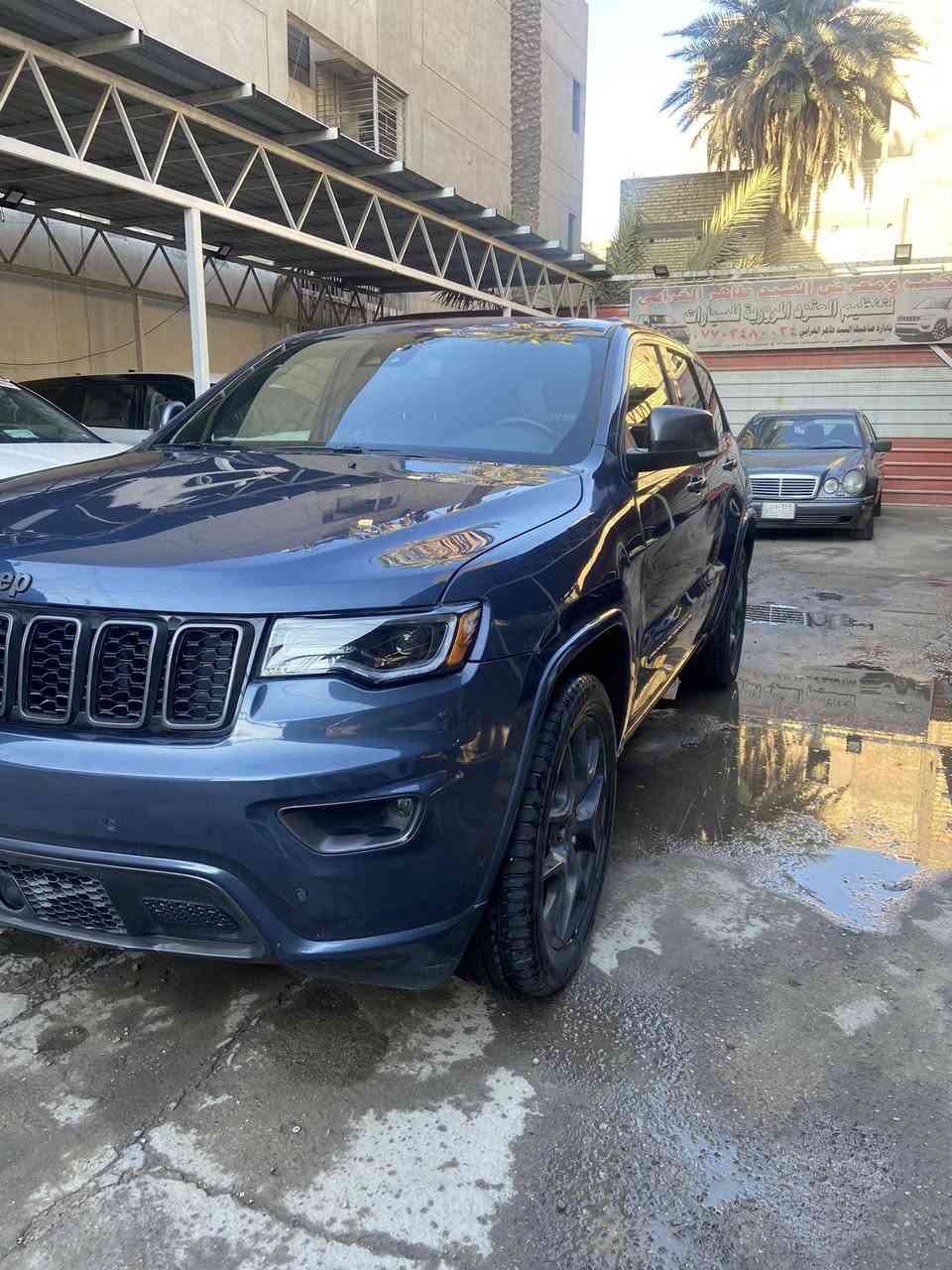 جيب موديل 2021
سيارة كلش حلوة وراقية 
السيارة بيها جاملغ خلفي متأذي حادثها امريكا 
السيارة فول فتحة بانوراما تحكمات كشنات جلد كشن كهرباء علماً السيارة غير مرقم سعرها 260ورقة عنوان بغداد المشتل شارع الجامع ***********
