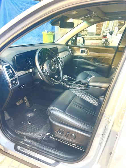 السلام عليكم ورحمة الله وبركاتة
كيا سورنتوا 2023 بغداد ماشية 13 فقط بوضع الزيرو

مواصفات السيارة فوول اعلى فئة

بصمه دخول ذكي

بنراما 

رادارت امامي وخلي

كشنات منفصل 7 راكب

نقطة وقوف عمياء

اوتوا هولد

نضام تراكشن نزول منحدرات

ماوس وضعيات قيادة وداريف مود

جنطة كهرباء 

شاشة ديجيتال

5 كامرات محيطية 

حدادية زيرو سيارة بعدها بوضعيه شركة

حادثها جاملوغ امامي فقط وشوية من البنيد

مكان السيارة بغداد 
السعر 275 

للاستفسار ***********
