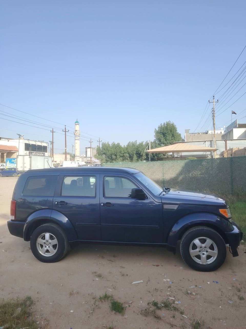 السلام عليكم
دوج نترو 2008
كير محرك مكفول
ضفيرة وكهربائيات شركة ماشية 98
صدر امامي خلفي جديد تخم تاير جديد
رقم سليمانية سنوية رقم هزة جديد
صبغ بنيد فقط نص  سيارة كل مكفول
السعر 88 مجال بسيط
عنوان اربيل  ***********
