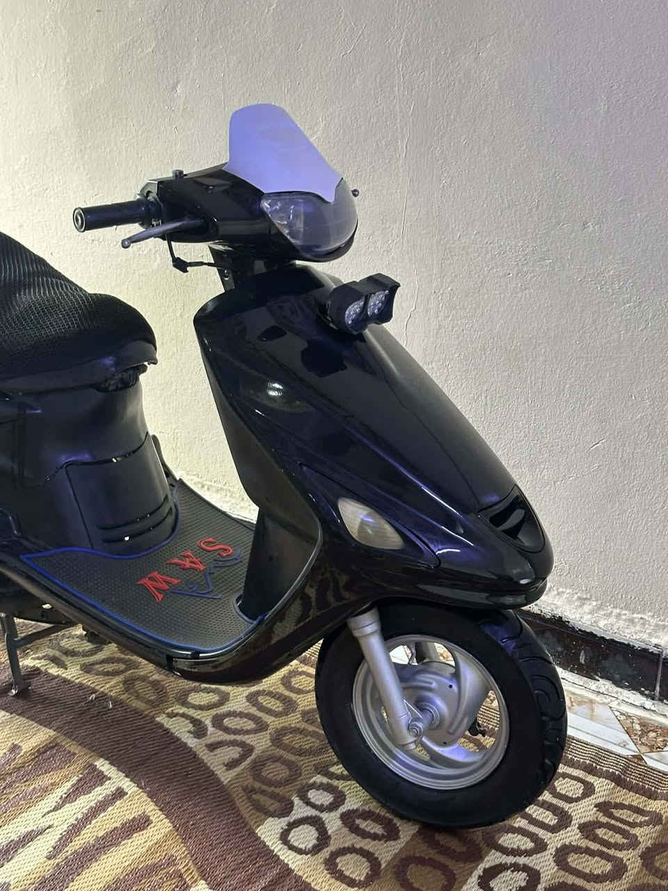 سلام عليكم دراجه فورتي  البيع محرك ناعم صوته شغاله سلف هندر كهربائي شغاله دراجه حلوه  فوك حلوه كل نقص مابيه مكاني بعقوبة تقاطع الساده السعر 450 وبيها مجال حك الجيه الاتصال ***********
