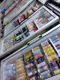 ورحمه الله وبركاته أسواق للبيع لعدم التفرغ الواقع في منطقة الكراده شار...