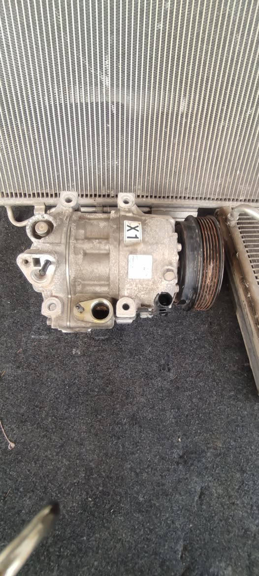 السلام عليكم
عندي منظومة تبريد سورنتو موديل 2018 للبيع السعر 175الف للتواصل *********** بي واتساب
