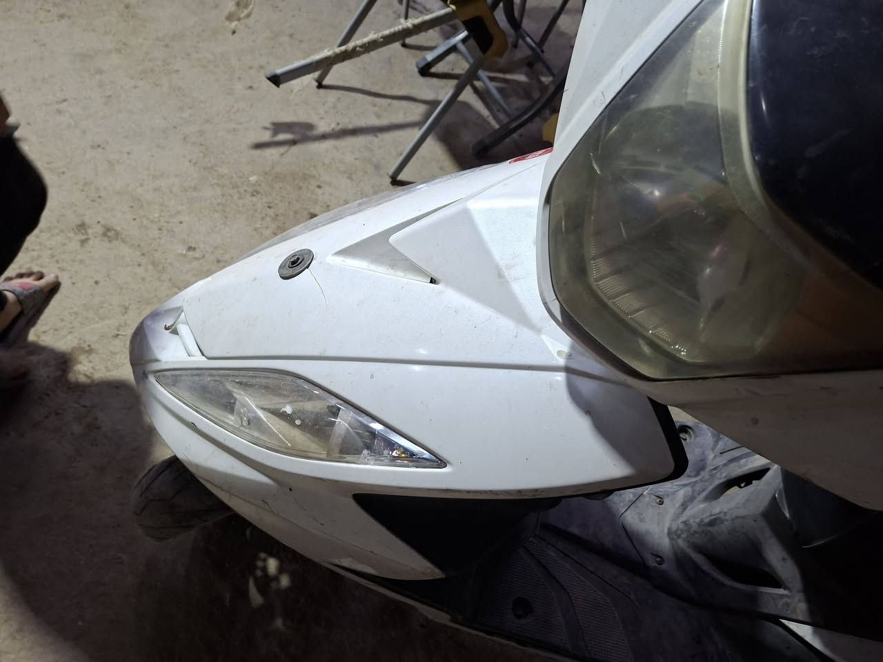 سلام عليكم دراجه لبيع جيتي ار مكينه ابلدي كفرات اصلي مكاني الكاظميه السعر 800 ابيه مجال ***********
