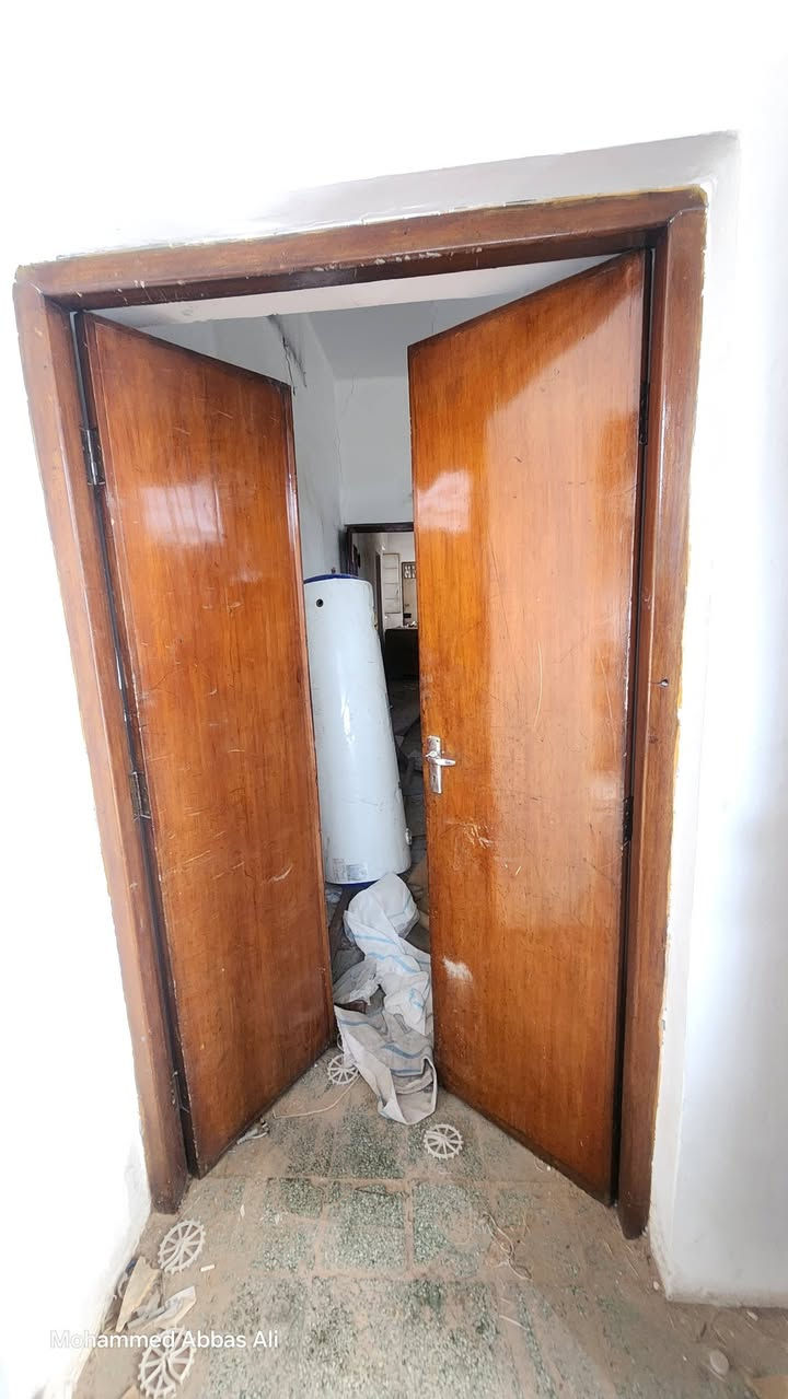 ابواب للبيع
ابواب للبيع مثل ما موجود بصوره نضافتهن للتواصل رقمي ***********
