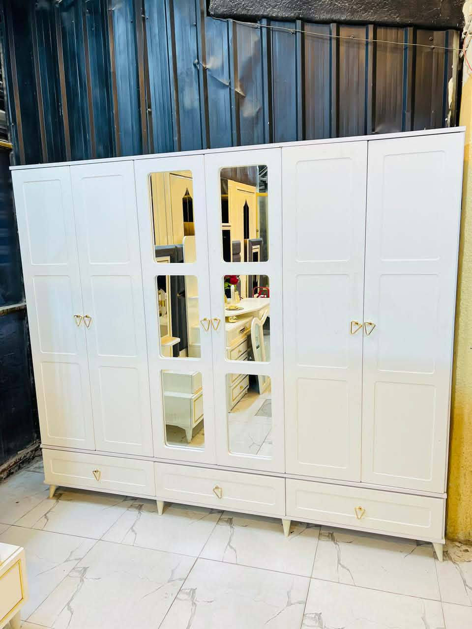 للبيع استفسار حجز وتساب ***********
