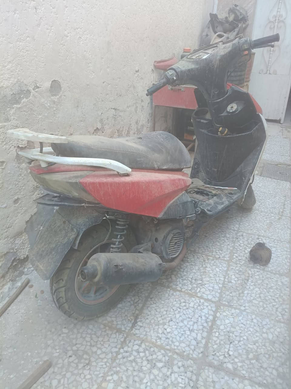دراجه FS ما مفتوحه كهربائيات شغاله سلف هندر كله شغال بس طفت وتركناها وما نعرف شنو العطل الي تفيده يجي واتساب ***********

