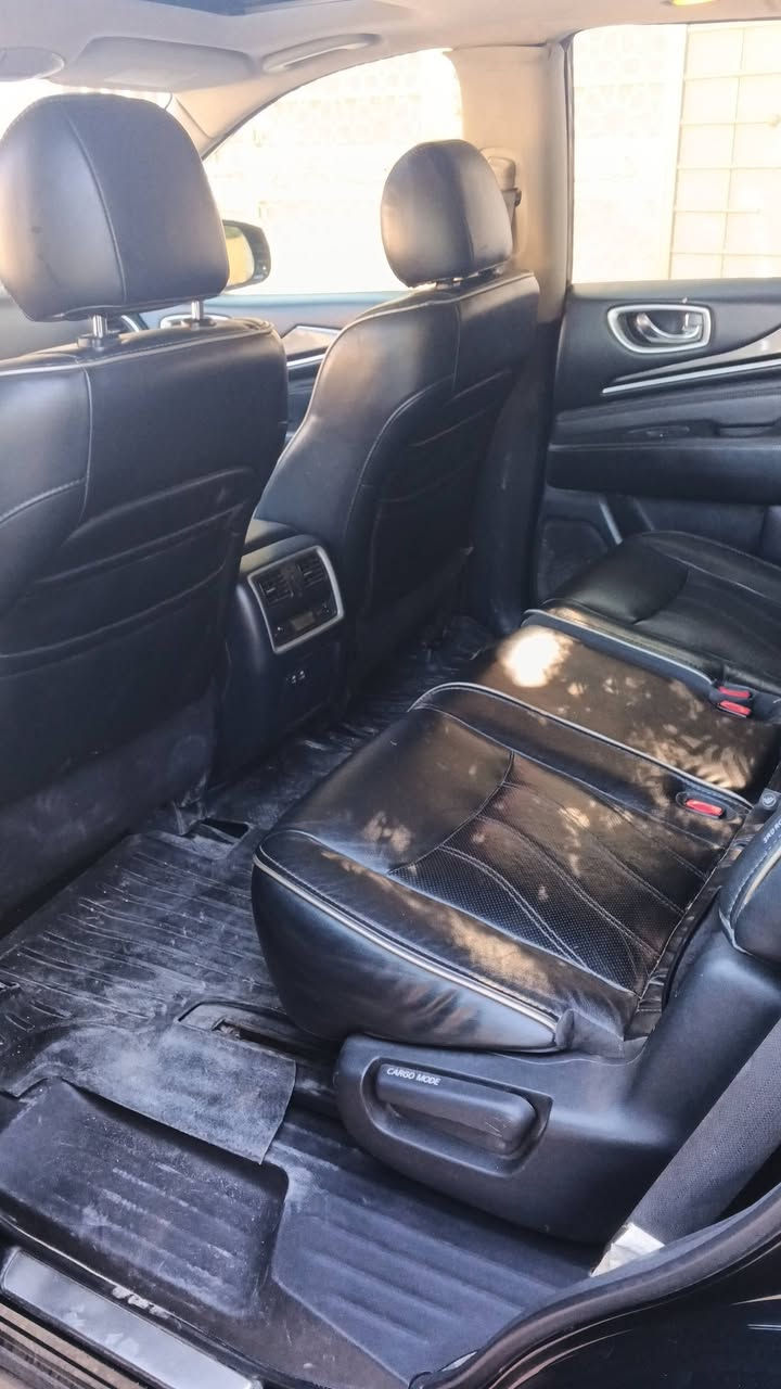 اسلام عليكم نيسان انفنتي كيو اكس 60موديل 20 فول للخير سياره جديده بمعنه الكلمه بدون اي نواقص اترايك اخر العالم مكان السياره بغداد الغزاليه شارع المركز السعر 180ترهم مراوس شعدك دز خاص ***********
