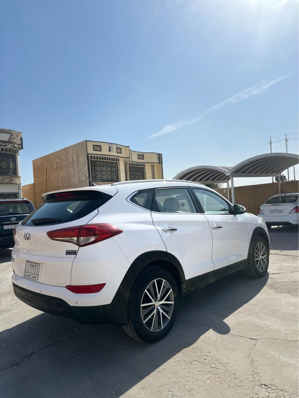 توسان 2017 خليجي مكفوله من البارد وصبغ وتبديل حالوب خفيف جدا وتكحيل ماشيه 140 الف سنويه ل28
سياره كفاله ماعده لي ذكرته نضيف مكينه 200 دوش مكفوله من الفتح والعطل تبريد شغال 
السعر170 
الرقم ***********
ابو الخصيب البصرة, العراق
