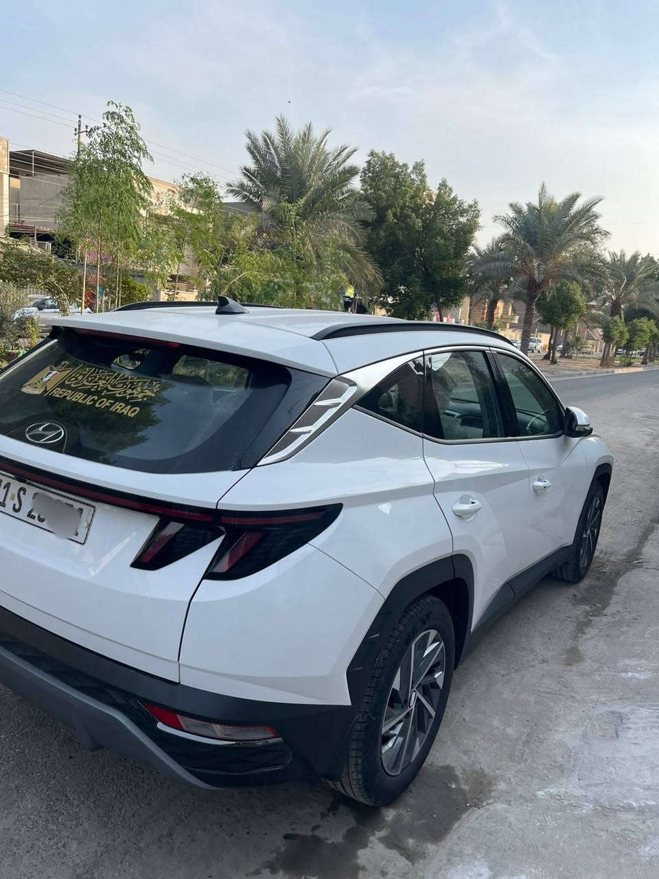 توسان 2024 خليجي نظيفه
ماشية 21الف 

المواصفات معروفه نص فول 

شاشه 

تحكمات ستيرن

مثبت سرعه

كراسي كهرباء 

كراسي جلد 

حساسات امامي وخلفي 

اضويه ليد امامي وخلفي 

بصمه وتشغيل عن بعد 

حساسات اطارات 

معروفه المواصفات 

السياره بيها شويه بارد باب السايق وطخه صغيره بجنطه جوه سونار موجود 

السعر 230 وبيها مجال المكان السيديه 

رقم الهاتف:***********
