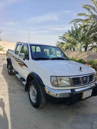 نيسان فور ويل 2004 بيهة مكينة vvt  السيارة كفالة گير ومكينة وتبريد وحد...