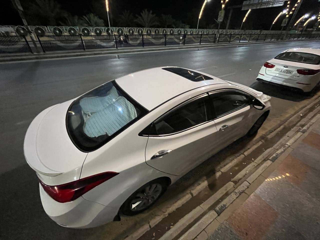 هيونداي إلنترا 2014 خليجي للبيع
موديل 2014 
خليجي 
محرك 2000 
كير اوتوماتيك 
واسط خصوصي 
مقاعد جلد 
فول مواصفات عدا بصمة 

سيارة نظيفة جداً جاهزة للاستخدام. 

السعر 120 ورقة.

الرقم ***********
