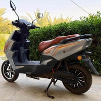 دراجة كهربائية • بطارية ٦ • حالة ممتازة