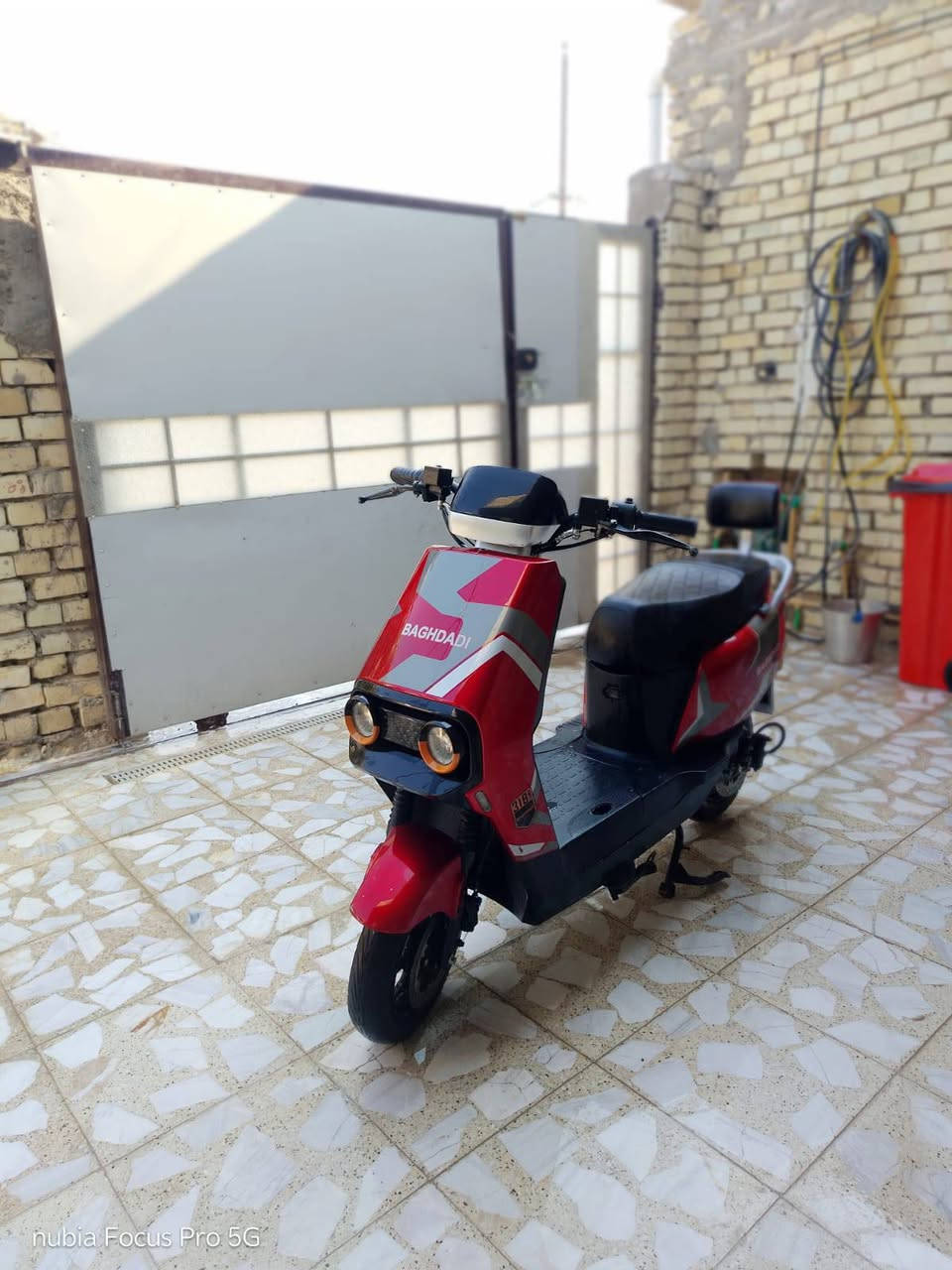 سلام عليكم دراجه 318
رحت بدلت تاير خلفي وعطلت وعطلها ما معروف 
السعر 400  وبيه مجال 
مواصفات:
لايت عالي ناصي 
اشاير 
نشرات الاوان داير ما دايرها 
البريك امامي ما مفتوح وقوي
البريك خلفي طاك 
وباقي المواصفات انتَ من تجي تشوفه
للتواصل:
***********
