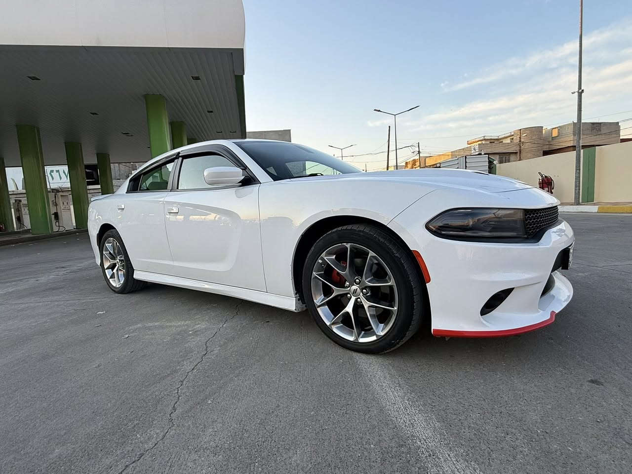 السلام عليكم
جارجر GT 
موديل 2022

سيارة كلين باستثناء بارد بلجاملغ الامامي كدر 10 سم 

السيارة ماشية 63 mi 

السعر 295 

سيارة جديدة واحلى من الصور 

عنوان موصل 

***********

***********
