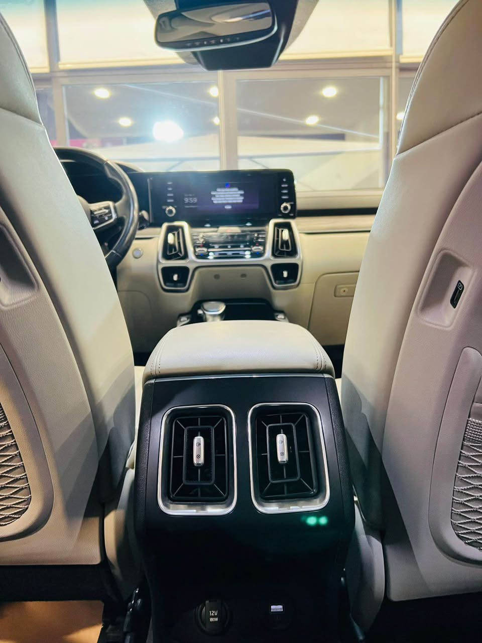 السلام عليكم 
سورنتو X LINE   2022 وارد امريكي ‼️
لون/زيتوني مميز 
حادثه جاملغ وشويه بل بنيد
سياره  رقم اربيل هزه ورقم جديد  
المواصفات/محرك 4 سلندر تيربو 2500 🚀
1- بانوراما✨
2-كشنات VIP منفصل✨
3- حساسات ✨
4- رادارات جانبي امامي خلفي✨
5-توقف ذاتي✨
6-تحديد مسار✨
7- سياقة ذاتية✨
8- مري شفط✨
9- جنطة كهرباء وشفط✨
10 بصمات دخول ذكي على الابواب✨
11- كنشات كهرباء وتدفئة✨
12- عداد الكتروني✨
13- اربع انضمه✨
14- تحكمات بلستيرن✨
15- تبريد قطعتين ✨
16-سايد بريك بصمة✨
17- ابل كاربلي✨
18-شاحن واير ليس✨
19-لايت زنون 3 عدسات LED✨
20- ويل حجم 20✨
21- جام كله اوتو✨
22-بك لايت LED✨
23- كامرة خلفية✨
24-فور ويل
السعر 218 وبيه مجال قليل وماكو هيج سعر 
مكاني كربلاء بيع فقط
***********
*********** كربلاء, العراق
