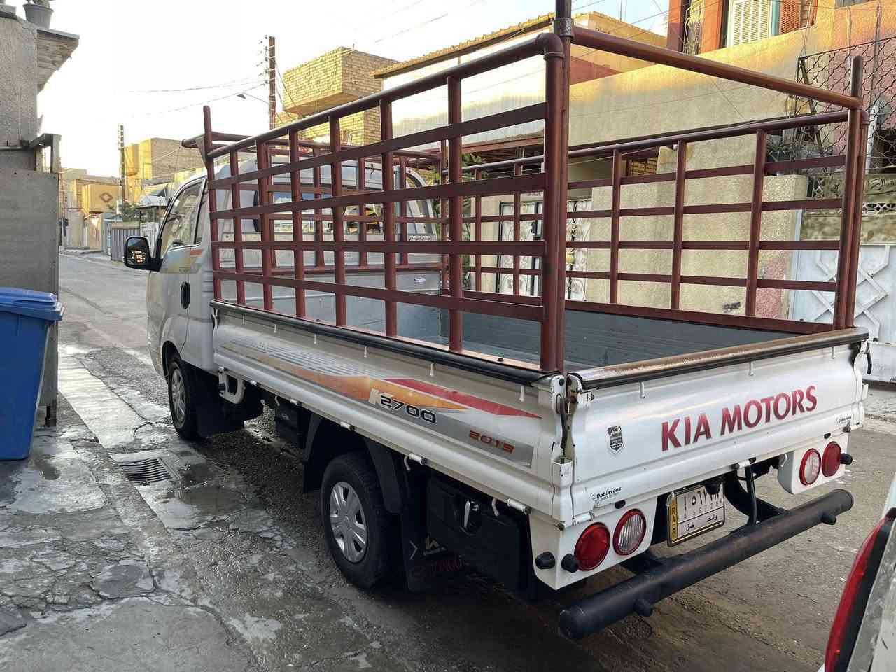 كيا 2019 رقم واسط مشروع وطني السيارة جديدة وممتعوبة بيه فقط طخة شبر مكفولة من الصبغ والتبديل جاهزة من كل نواحي ادامة كاملة السعر 122 وبيه مجال حك الجية رقم الهاتف ***********مكاني بغداد
