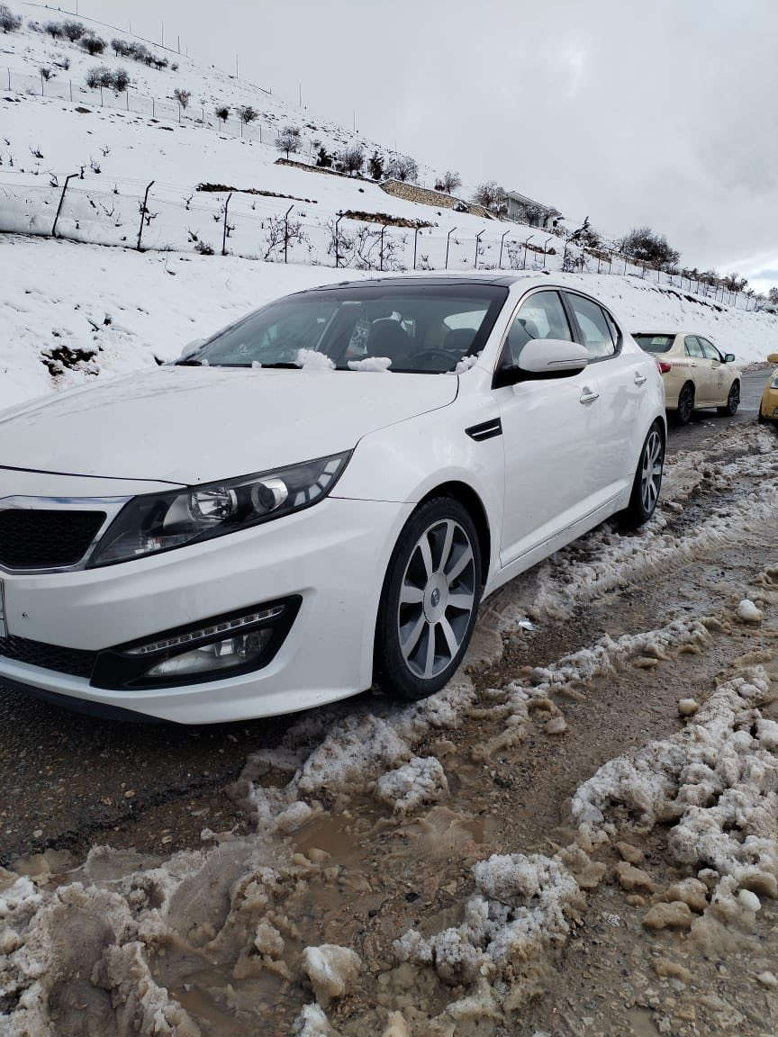 السلام عليكم
كيا اوبتما خليجي موديل 13
كير محرك تبريد تخم تاير بحاله جيده السياره بأسمي
مواصفات فوول
بيه صبغ بنيد فقط بدون داخل حادث صطحي وعلى اثره انرش البنيد
السعر 136 وبيه مجال 
*********** ال
ابو احمد
