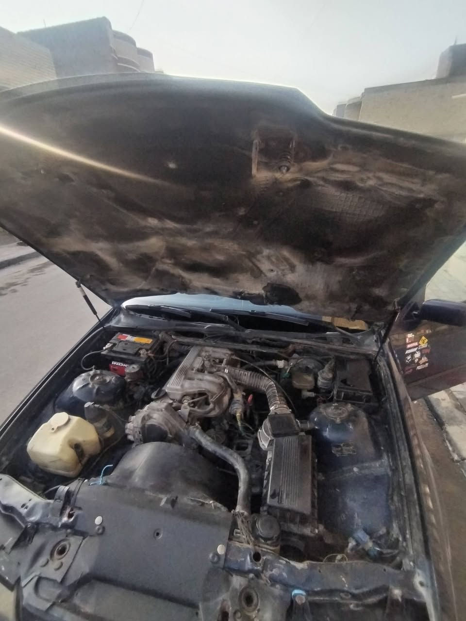 سياره Bmwقصر 336E موديل 91سنويه لل30اي نقص مابيه اترايك وين متريد السعر 38 اوبيه مجال  ***********تحويل ثاني يوم
