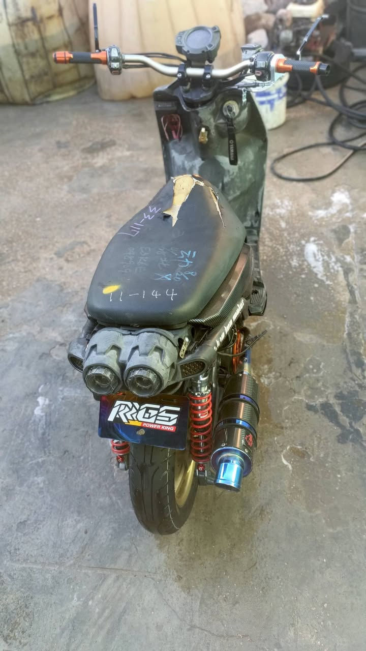 للبيع حاويه شرط شلعه ومعدل تشگ الگاع سعر خاص .


**إذا كنت صاحب هذا الإعلان وتريد حذفه لأي سبب، رجاءا أرسل رسالة إلى الدعم الفني**