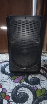 سماعة • صوت قوي • يطفي