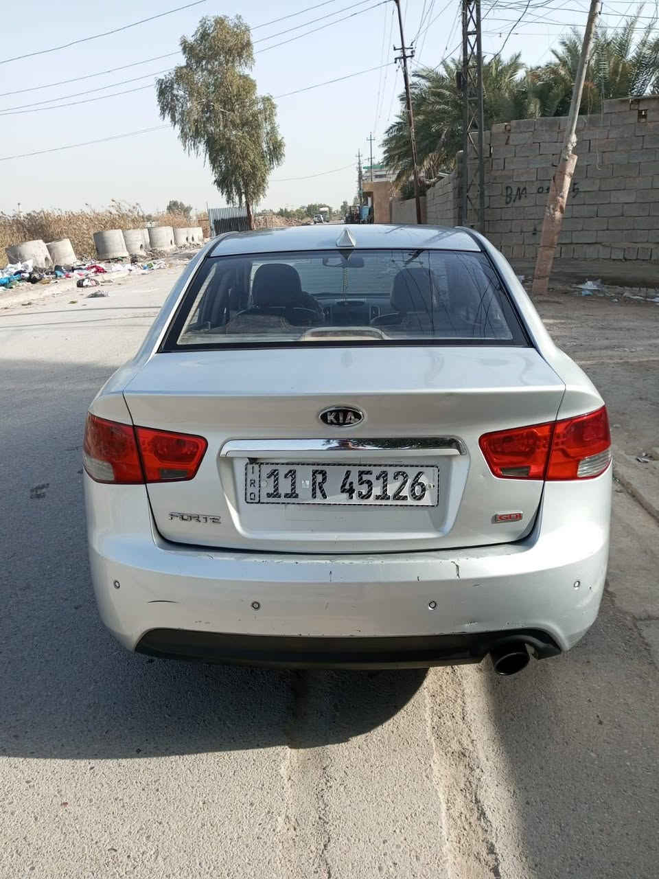 السلام عليكم فورتي 2011 ستيراد خاص فول مواصفات عده البصمه
كشنات جلد 
فتحه 
تدفئه بالكشنات
تحكم 
حساسات 
مري شفط 
وبعد بيها مواصفات 
السياره بيها طخطخات كدام العين مبينات وجراد بيها 
محرك معلي كازكيت من وره الدوانز وهسه نعمه من الله نقطه دوانز مابيها السياره مابيها حادث ولا قطعه مبدله السعر 77 وبيها مجال كلش بسيط للشراي بغداد الجزيره السياحيه 
رقم الهاتف ‏‪0773 245 0271‬‏

