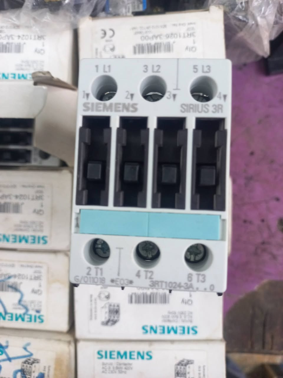 عقيل الكهربائي لتصليح المولدات والتاسيسات الكهربائيه ***********
