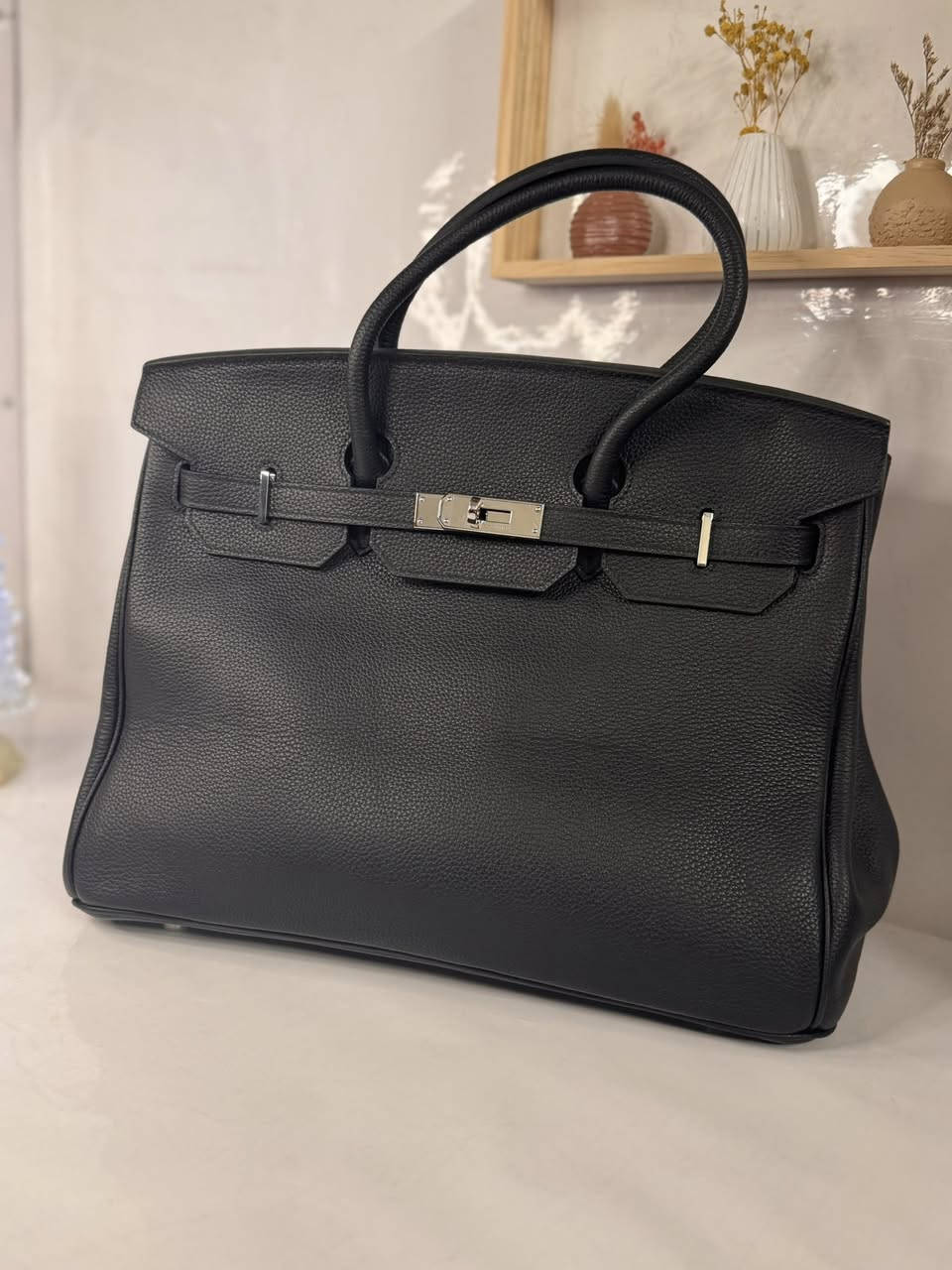 جمال الهرمز حجم 35 ختم وكود وقفل ومفتحام للحجز مراسلة الواتساب ***********
