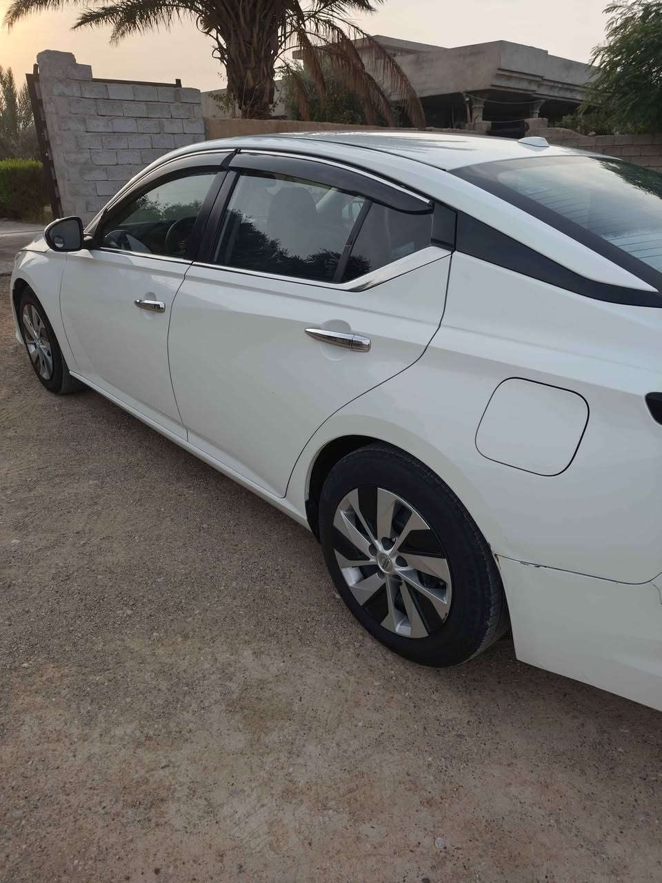 نيسان التيما موديل 2020 فئة s معروفه مواصفاتها  الضرر والسونر من ضمن الصور  بيع او مراوس بنيسان التيما موديل اقل  للمعلومات هاتف *********** كالار, السليمانية
